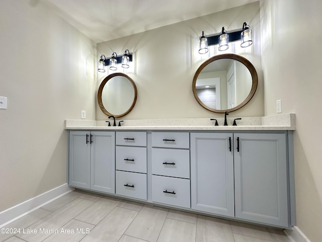 bathroom with vanity