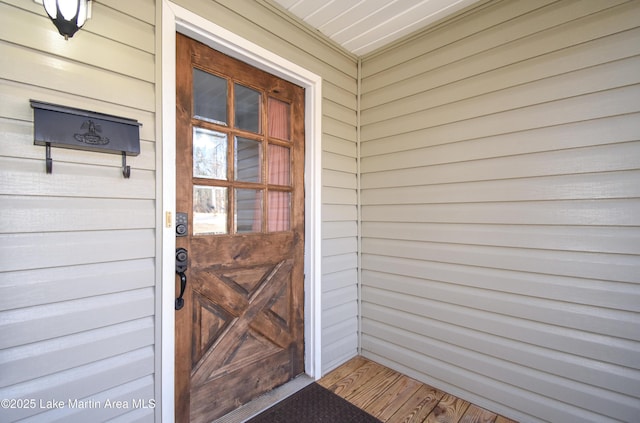 view of property entrance