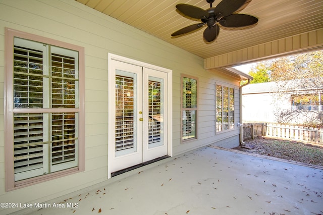 view of patio / terrace featuring ceiling fan