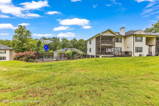 741 Lakeview Rdg, Dadeville, AL 36853 - view of grassy yard featuring a sunroom