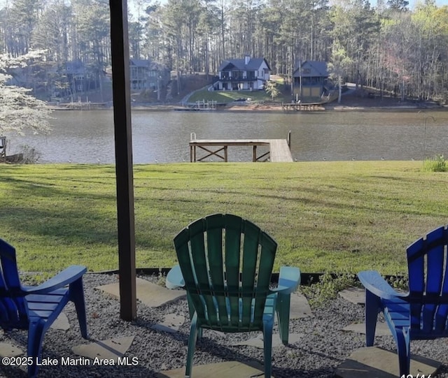 view of yard with a water view