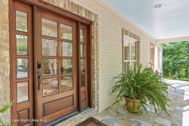 view of entrance to property