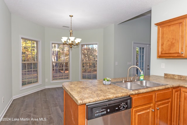 kitchen with kitchen peninsula, dark wood-type flooring, sink, an inviting chandelier, and dishwasher