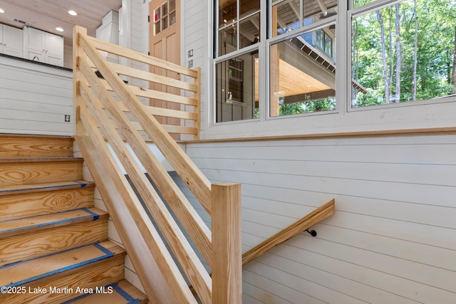 74 Cedar Rdg, Alexander City, AL 35010 - view of stairway