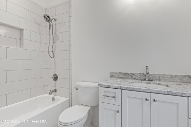 74 Cedar Rdg, Alexander City, AL 35010 - bathroom with vanity and bathtub / shower combination