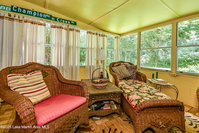 3464 Dobbs Rd, Alexander City, AL 35010 - sunroom / solarium with lofted ceiling and healthy amount of natural light