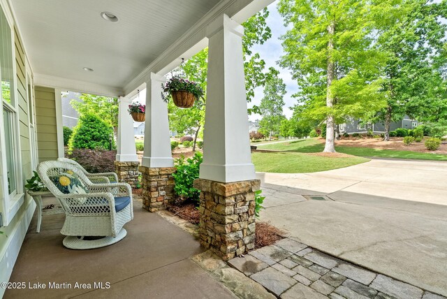 3408 Quail Cv, Opelika, AL 36801 - view of patio featuring covered porch