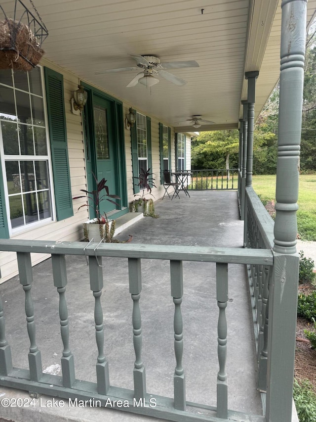 view of patio / terrace featuring a porch and a ceiling fan