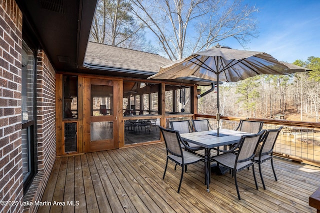 57 Lakeview Pt, Alexander City, AL 35010 - deck with a sunroom and outdoor dining space