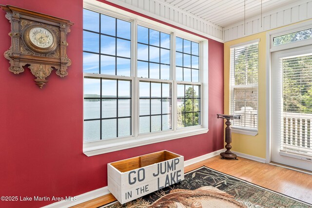 876 Ridge Rd, Dadeville, AL 36853 - sunroom featuring a water view