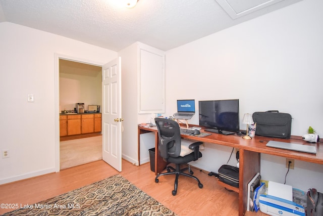 93 Restful Cv, Dadeville, AL 36853 - office featuring light wood-style flooring and baseboards