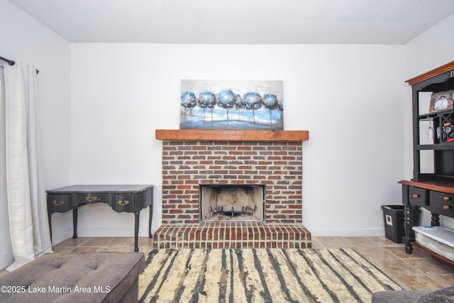 93 Restful Cv, Dadeville, AL 36853 - living area with a fireplace and baseboards
