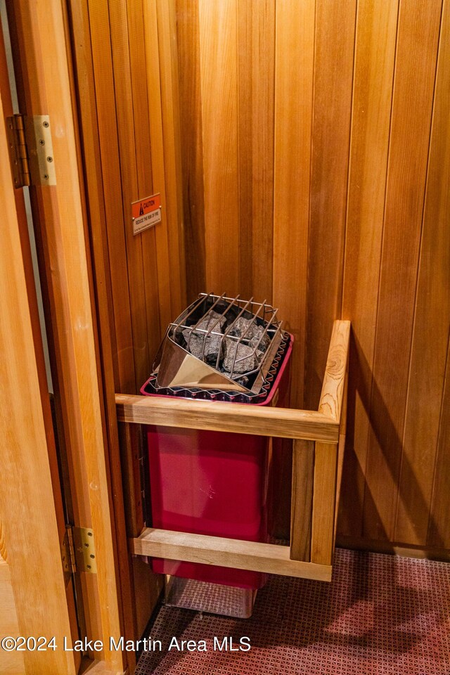 view of sauna / steam room