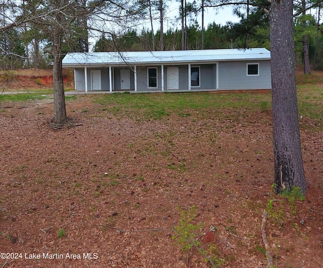 view of front of home