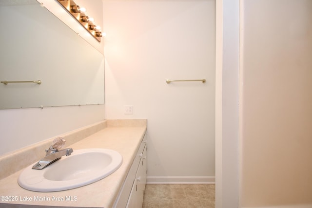 485 Ridgeview Dr, Alexander City, AL 35010 - bathroom with vanity