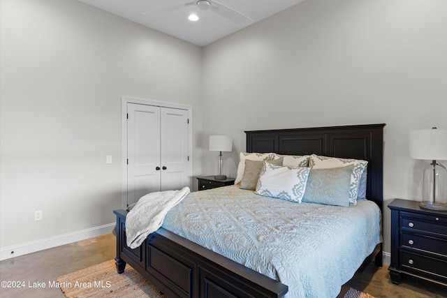 bedroom with a closet and ceiling fan