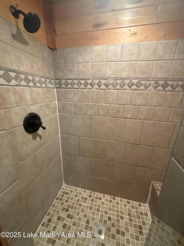 151 Pemberton Rd, Tallassee, AL 36078 - bathroom with tiled shower