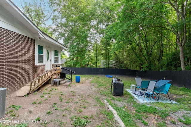 view of yard with a patio area