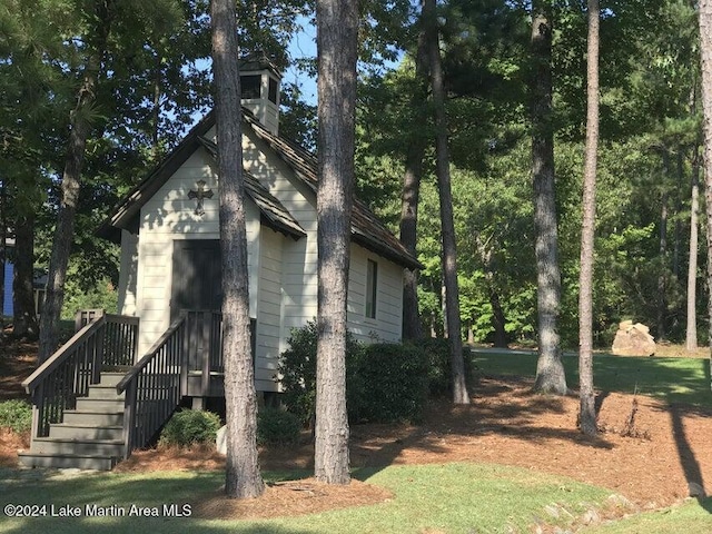 view of home's exterior