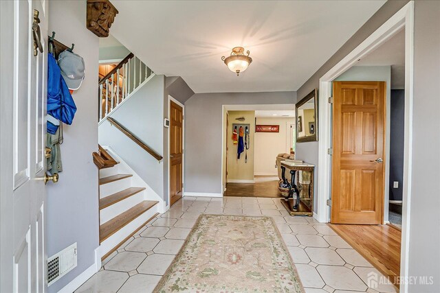 6 Zaydee Dr, Edison, NJ 08837 - entryway featuring stairway
