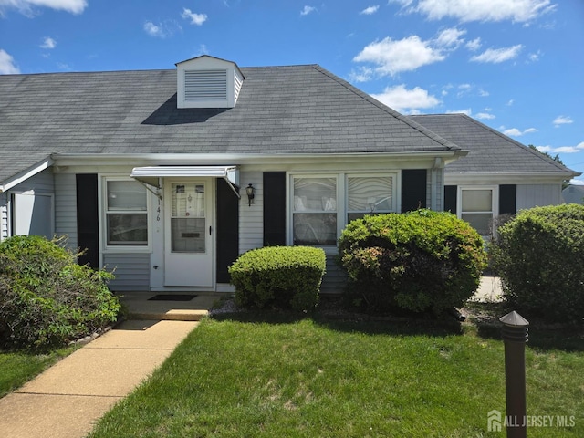 146 Old Nassau Rd, Monroe, NJ 08831 - view of front of house with a front yard