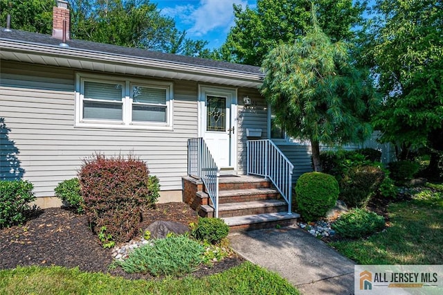 20 Melville Rd, Edison, NJ 08817 - entrance to property