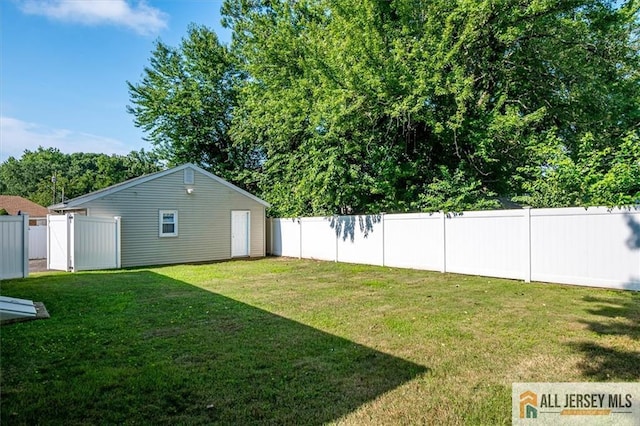 20 Melville Rd, Edison, NJ 08817 - view of fenced backyard