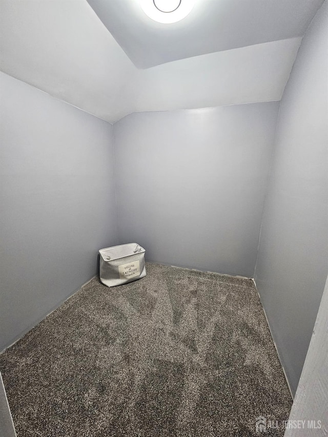 402 Raritan Ave, Middlesex, NJ 08846 - view of storage