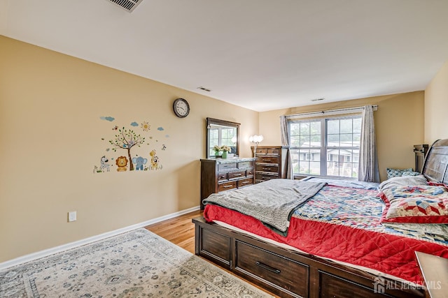 169 Metuchen Ave, Woodbridge Proper, NJ 07095 - bedroom featuring light wood finished floors and baseboards