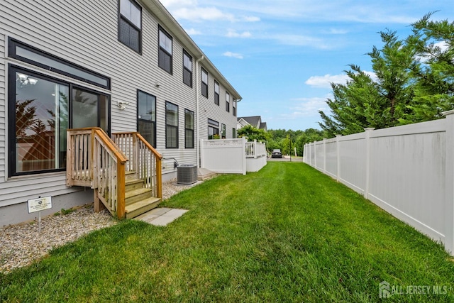 30 Clover Ln, Monroe, NJ 08831 - view of yard