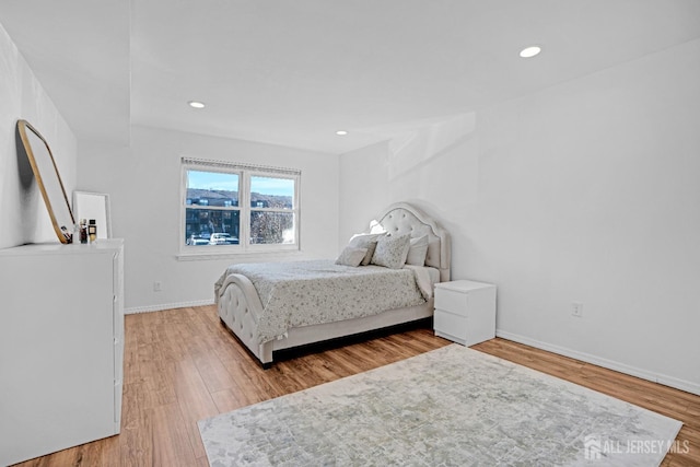 529 Sharon Garden Ct, Woodbridge Proper, NJ 07095 - bedroom featuring light wood-type flooring and recessed lighting