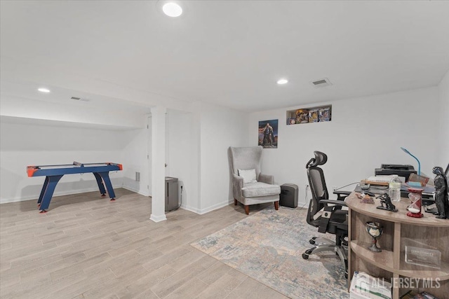 home office featuring recessed lighting, baseboards, visible vents, and light wood finished floors