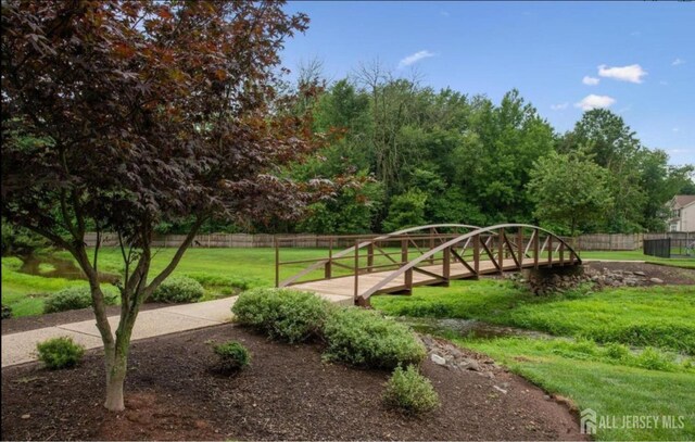 29 Gate House Ln, Edison, NJ 08820 - view of home's community