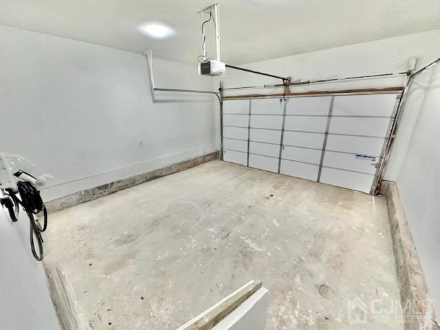9 Melrose Ave, Sayreville, NJ 08879 - garage with a garage door opener