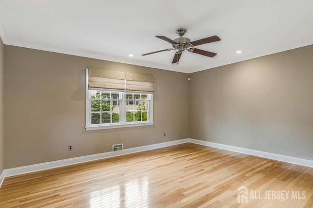 318 Ambrose Ave, Middlesex, NJ 08846 - unfurnished room featuring light wood-style flooring, a ceiling fan, recessed lighting, and crown molding