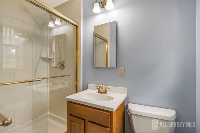 318 Ambrose Ave, Middlesex, NJ 08846 - bathroom featuring a stall shower and vanity