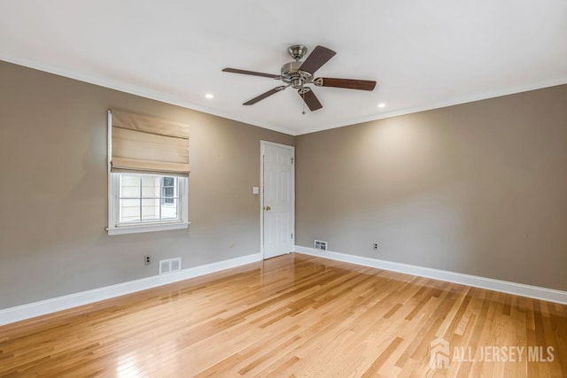 318 Ambrose Ave, Middlesex, NJ 08846 - empty room featuring crown molding, light wood-style floors, ceiling fan, and recessed lighting