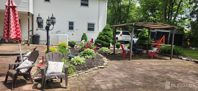 95 Gravel Hill-Spotswood Rd, Monroe, NJ 08831 - view of patio featuring a detached carport