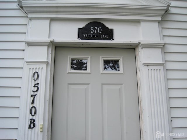 570 Westport Ln Unit B, Monroe, NJ 08831 - photo 2
