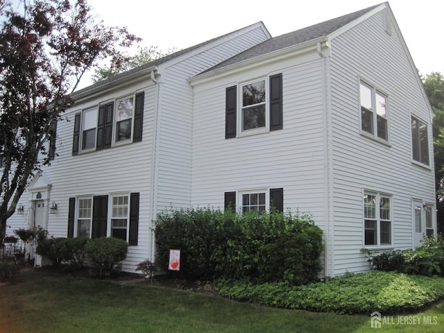570 Westport Ln Unit B, Monroe, NJ 08831 - photo 1