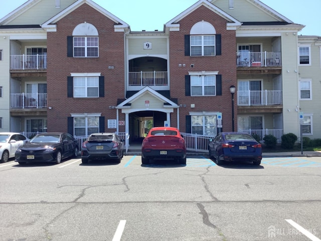 931 Cedar Ct, New Brunswick, NJ 08901 - photo 2