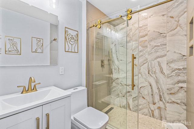 215 Kingsberry Dr, Franklin Twsp, NJ 08873 - bathroom with a marble finish shower and vanity