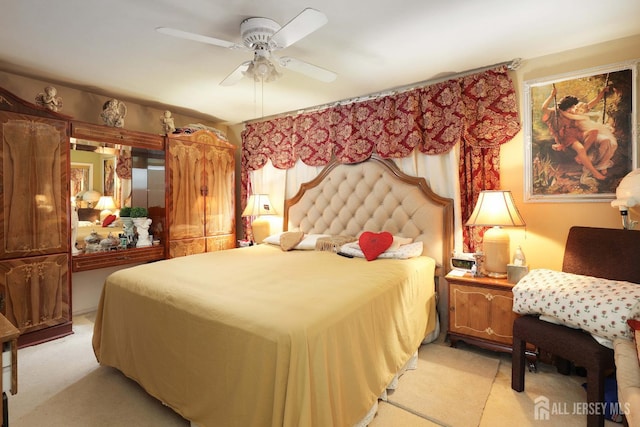 1-G Quincy Cir S, Brunswick, NJ 08810 - bedroom with light carpet and a ceiling fan