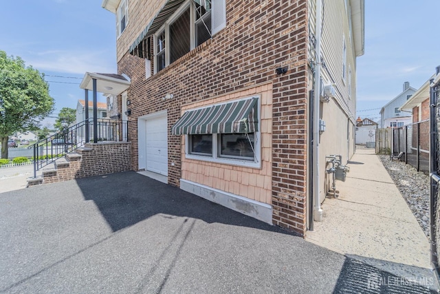 28 N Whittier St, Carteret, NJ 07008 - photo 2