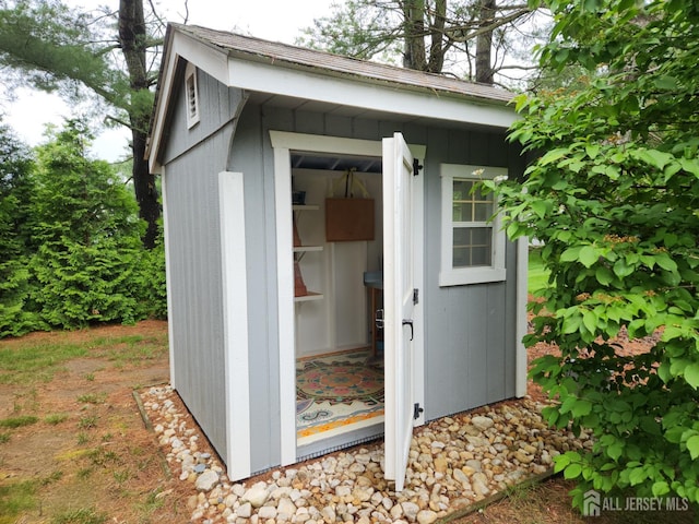 7 Finch Ct, West Windsor, NJ 08550 - view of shed