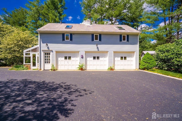 7 Finch Ct, West Windsor, NJ 08550 - view of front of house featuring a garage