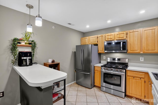 231 Vasser Dr, Piscataway, NJ 08854 - photo 14