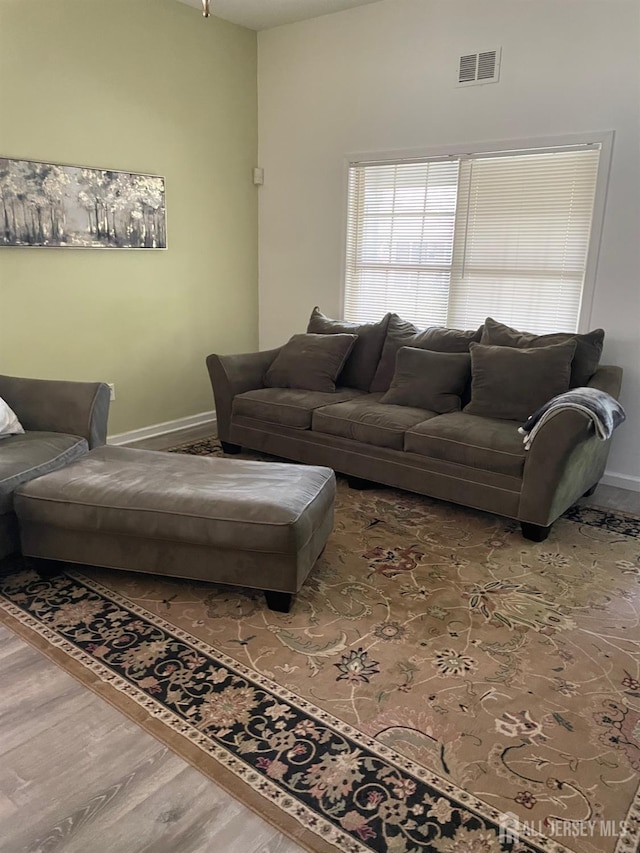 518 Petunia Ln N, Whiting, NJ 08759 - photo 2