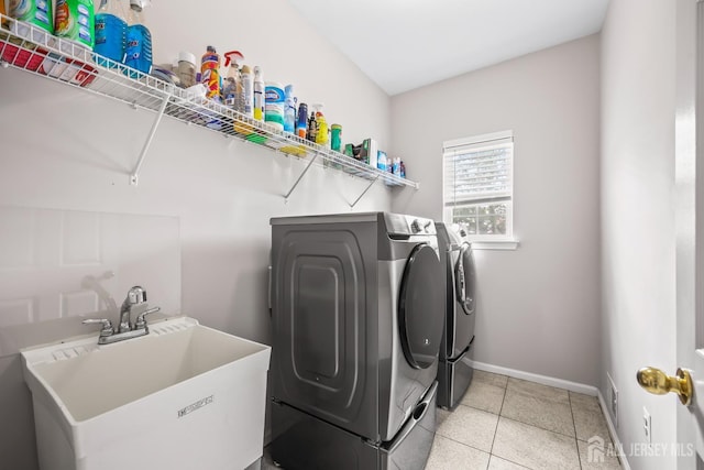 1004 Antoinette Dr, Monroe, NJ 08831 - laundry area with separate washer and dryer and baseboards
