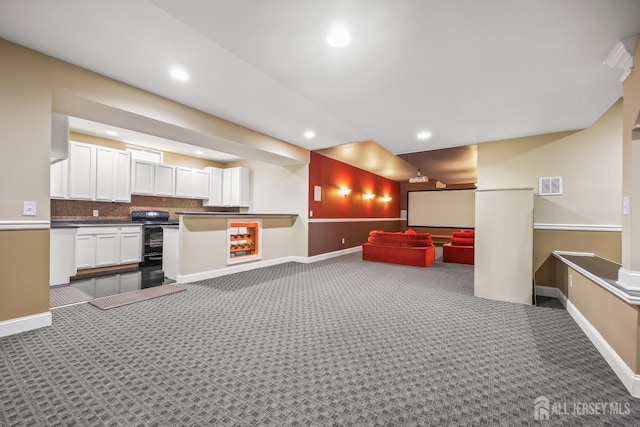 1004 Antoinette Dr, Monroe, NJ 08831 - community lobby featuring recessed lighting